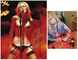 Cherie Currie The Runaways cantante firmata foto 8x10 COA prova esatta autografata - Foto 1 di 2