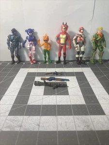 Fortnite Actionfiguren Konvolut 4x 6 Inch mit Blaubär 2x Bonus Figuren - Bild 1 von 4