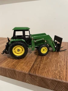 Vintage Ertl Diecast 1/32 Green John Deere 6210 Farm Tractor - Picture 1 of 12