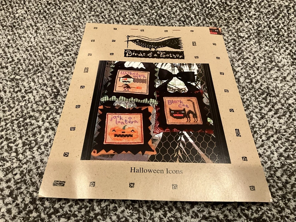 BIRDS OF A FEATHER Halloween Icons B0604 Halloween Icons w/Linen NEW - Image 1 of 4