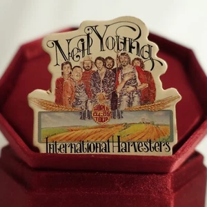 Vintage Neil Young & International Harvesters 84-85 World Tour Pin Button Badge - Picture 1 of 4