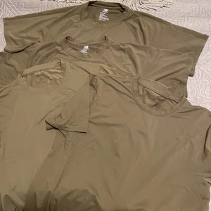 New Balance Stretch Performance Large Coyote Brown Lot 2 Short Sleeves Revised - Picture 1 of 3