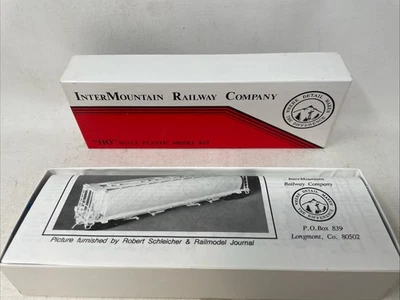 Intermountain Alberta Cylindrical Grain  Car #40117-11 Covered Hopper HO Scale - Image 1 of 4