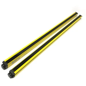 Paire d'émetteur et récepteur de rideaux lumineux de sécurité 750 mm Sick C2000, 24 VDC, PNP - Photo 1 sur 6