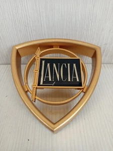 logo fregio nuovo vintage originale dorato Lancia Fulvia e Beta Zagato Spider - Imagen 1 de 9