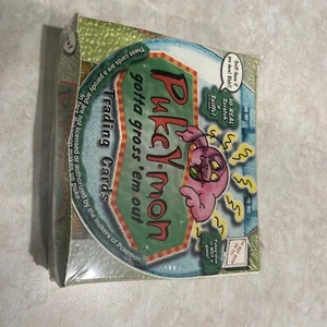QTY 10 PUKEY-MON SEALED BOX 36 PACKS PUKEYMON POKEMON PARODIE MÜLL EIMER KINDER - Bild 1 von 6