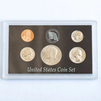 1985 - US Mint Set in Acrylic Case - Circulated  Twenty Five Years US Coins - Image 1 of 4