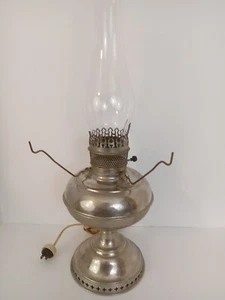 Antique Bradley & Hubbard B &H 1904 Kerosene Oil Lamp Table Light Electrified - Picture 1 of 10