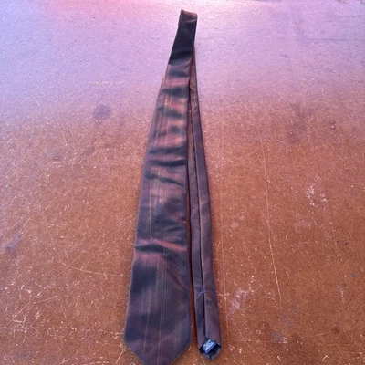 Corbata Fubu Bronce Brillante Colección FUBU Foto 1 de 3