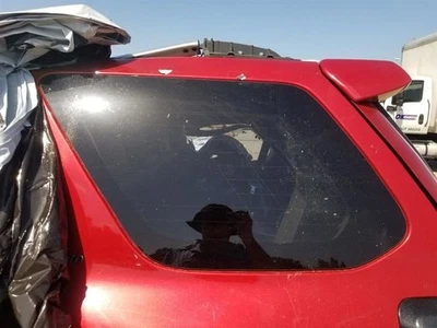 10-22 TOYOTA 4RUNNER OEM DRIVER LEFT REAR QUARTER GLASS WINDOW  Foto 1 de 4