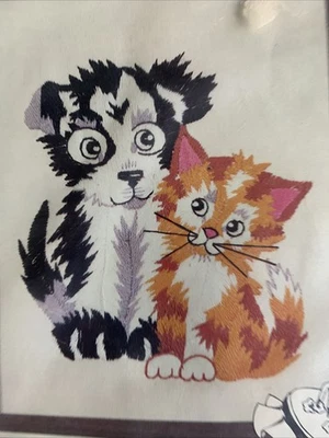 Kitten and Puppy Friends Vintage Crewel KIP 8x10 Foto 1 de 4