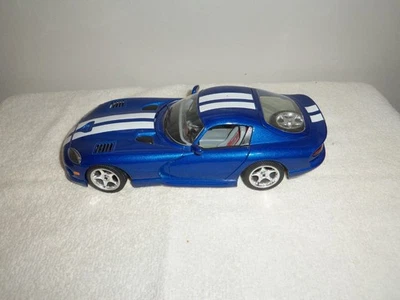 Coche diecast vintage 1996 Bburago (Italia) "1996 Dodge Viper GTS cupé" (1:18) Foto 1 de 4