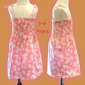 Girls 3-4 Years Sundress Cotton Stretchy-Bodice Tie-Straps Floral TRAVELERS - Picture 1 of 8