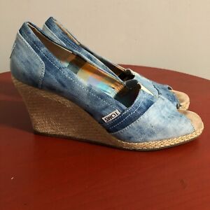 TOMS Women's Size 8 Shoes Blue Brown Peep Toe Comfort Wedge Espadrille Sandals