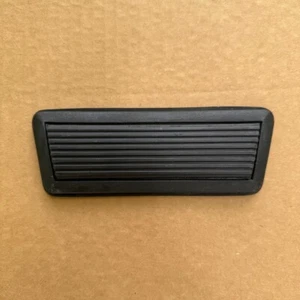 Mopar 1970 71 72 Barracuda Challenger 1971 72 B-body AUTO Brake Pedal Pad NEW - Picture 1 of 4