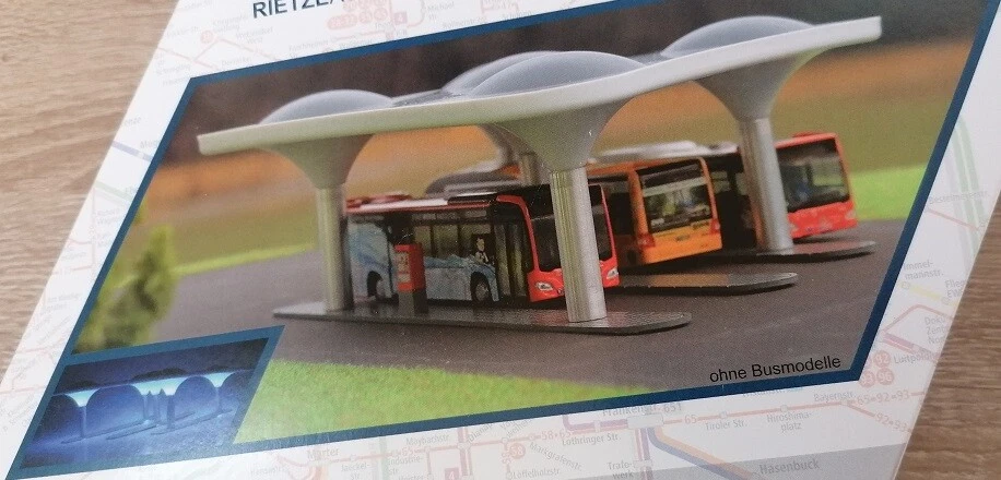 Rietze 70510 - 1/87 Moderno Stazione Degli Autobus - Nuovo - Immagine 1 di 1