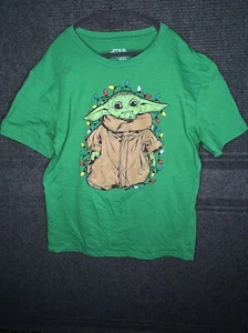 Star Wars Baby Yoda Men’s Christmas T-Shirt Size Large - Picture 1 of 4