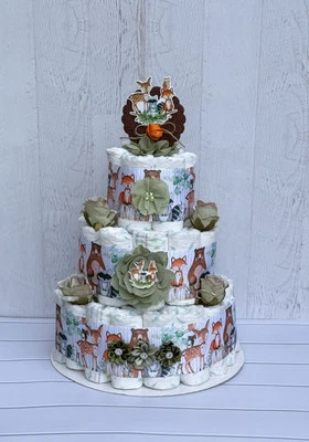 Pastel de pañales Woodland de 3 niveles para baby shower niño Foto 1 de 4
