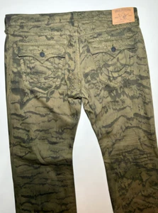 Pantalones tie dye camuflados verdes True Religion para hombre | Talla 42 - Imagen 1 de 8