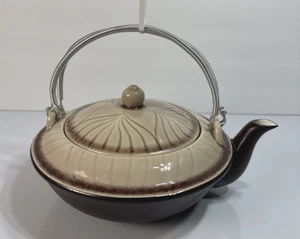 Tetera de arcilla vintage 3 tazas de cerámica de loza 24 oz con tapa acanalada y mango enrollado - Imagen 1 de 24