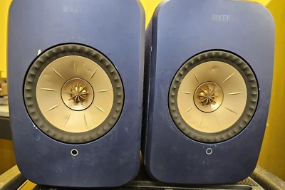 Sistema di altoparlanti HiFi wireless KEF LSX II (blu cobalto) - Usato - Vedi foto - Immagine 1 di 4