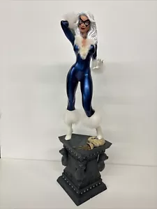 MARVEL Premier Collection Retro Black Cat Statue by Clayburn Moore - Picture 1 of 11