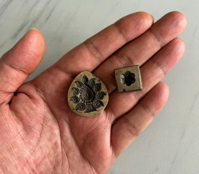 Vintage Brass/Bell Metal Floral Design Jewelry Making Mould Stamp Die 2Pcs - Image 1 of 4