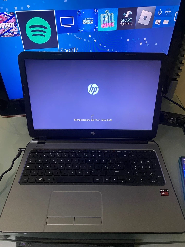 PC HP AMD A8 - Immagine 1 di 3