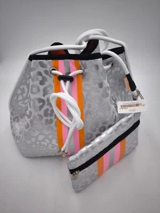 ++NUEVO++Bolso de neopreno Moo'ilo bolso Clutch Leo plata pequeño PVP 120 € - Imagen 1 de 3