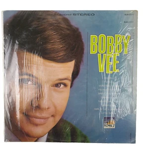 Bobby Vee - Bobby Vee 33 RPM Vinyl LP Record, 1968, Rock, Pop, Rock & Roll, VGC - Picture 1 of 8