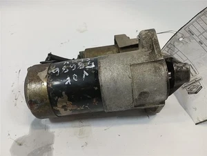 Starter Motor from 2002 Suzuki Vitara 2.7L 5917879 - Picture 1 of 12