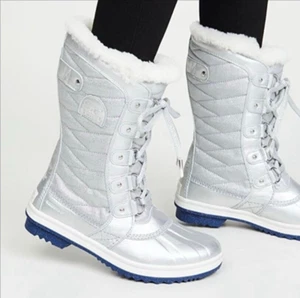 NWT Sorel Pure Silver Disney 'Frozen' Tofino II Waterproof, snow Boot Size 7 - Picture 1 of 16