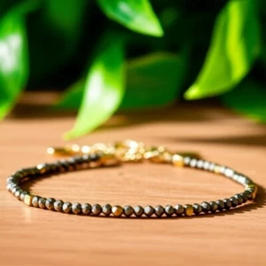 Pyrit Heilarmband 2mm Perlen Reiki Energie Balance Kristall für Frauen Geschenk - Bild 1 von 4