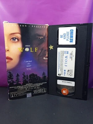 Wolf VHS Jack Nicholson Michelle Pfeiffer James Spader - Image 1 of 2