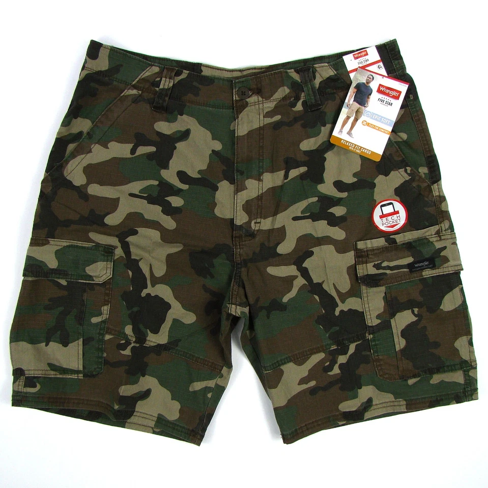 Wrangler Mens Relaxed Fit Cargo Epic Soft Camouflage Shorts Size 42