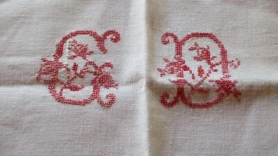 Nappe N°305 en lin liteaux monogramme rouge GD  131 x 219 cm   bon état - Photo 1/4