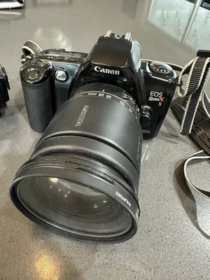 canon eos rebel X S film camera Bundle With 540ezSpeedlite, & Tamron 28-200 Lens - Image 1 of 4