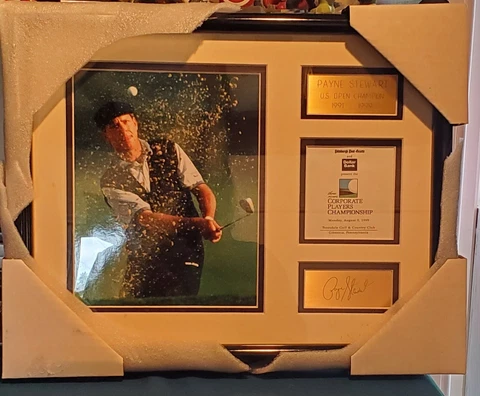 PGA Tour Payne Stewart US Open Champion Gold Signed Plaque Framed 15x12 Cover