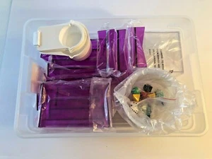 Paquete complementario de dados Science, cubo grande, bandejas, tazas medidoras, jarra - Imagen 1 de 2