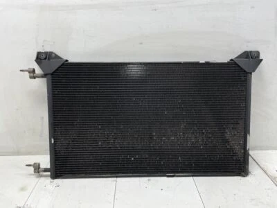 Condensador de aire acondicionado Chevrolet Suburban 1500 2012 para camioneta Sierra 2500 99-14 de fábrica Foto 1 de 4