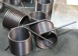Thirteen (13) GOSS FG.5687854 Gripper Shaft Left Hand Torsion Springs 3" FG NEW - Picture 1 of 6