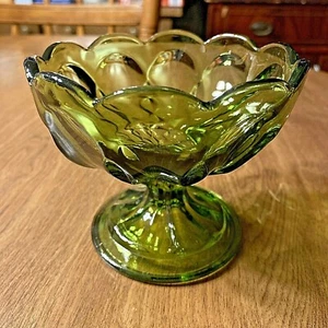 Vintage Green Glass Dish Bowl Desert Ice Cream Sherbet T7 - Picture 1 of 12