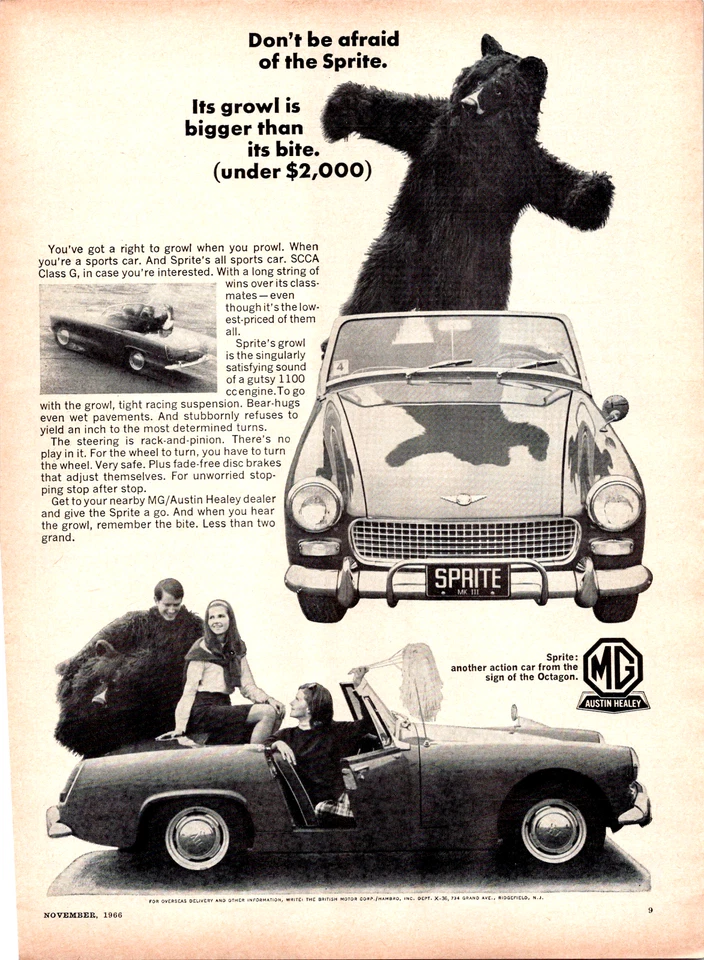 MG Austin Healey 1966 convertible hombre en oso disfraz foto anuncio impreso vintage Foto 1 de 1