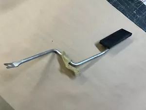 73-79 FORD TRUCK 1978 1979 BRONCO FUEL GAS ACCELERATOR PEDAL 6 Cyl Sandblasted - Picture 1 of 2
