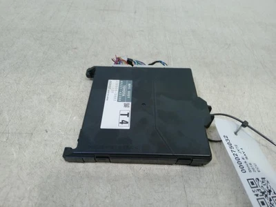 TOYOTA RAV 4 BODY CONTROL MODULE ECU 8922142300 MK4 XA40 2012 - 2019 - Image 1 of 4