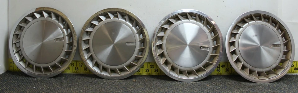 Juego de 4 tapacubos tapacubos de 14" OEM cubiertas de rueda 464 1988-90 Plymouth Acclaim Voyager (2325 Foto 1 de 4