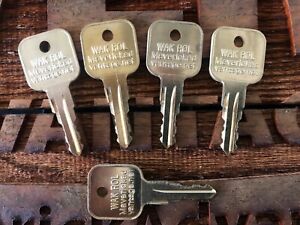 5 keys for Wacker Neuson Roller Heavy Equp 160431, 6896,Landpride Zero Mwr160431