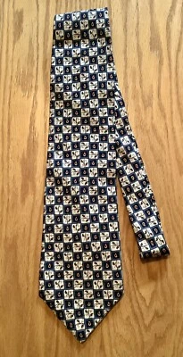 Hanover St. Corbata de seda hecha en EE. UU. Foto 1 de 4