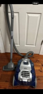 AEG Electrolux Cyclone XL Staubsauger 220V Funktion (Adapter in USA benötigt) - Bild 1 von 7