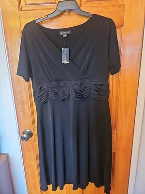 Vestido feminino INC preto manga curta elástico tamanho 2X novo com etiquetas  - Imagem 1 de 4